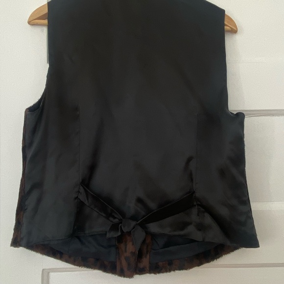 Olsen animal print button up vest chic soft textured - Picture 9 of 10